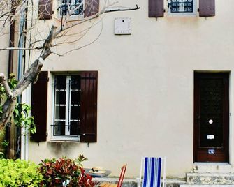 Maison de Village - Entrechaux