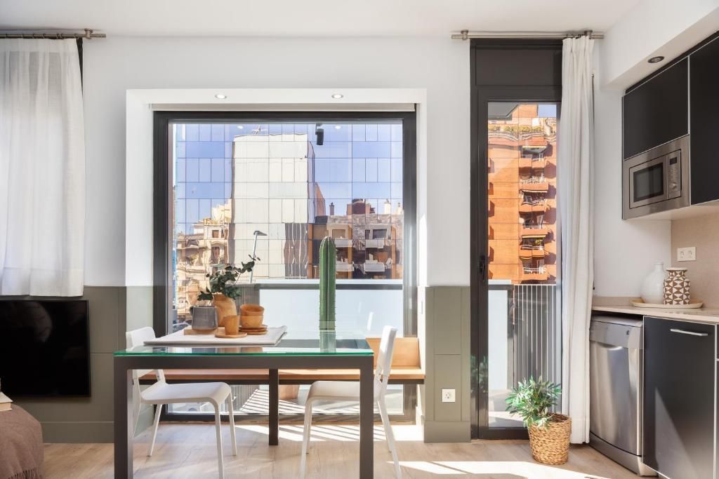Key Gracia Apartments - برشلونة - غرفة طعام