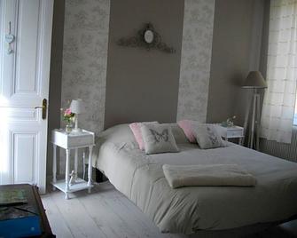 Au Bois Dormant - Huby-Saint-Leu - Bedroom