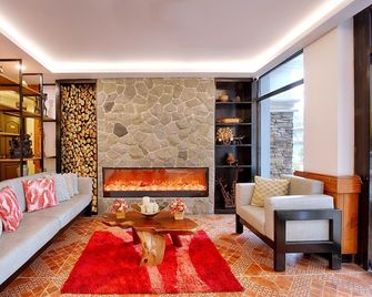 Hotel Henrico Kisad - Baguio - Recepción