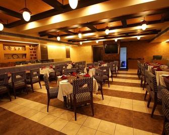 Hotel Harmony - Rajkot - Restaurante