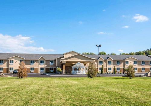 Comfort Inn Saugerties 116 1 6 6 Saugerties Hotel Deals Reviews Kayak