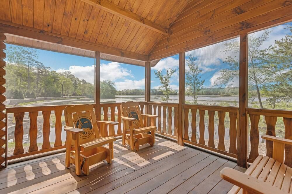 Sun Retreats Hospitality Creek