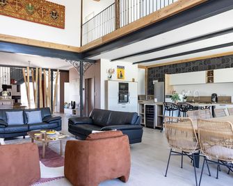 Le Domaine de la Haye - Gîtes - Mortagne-sur-Sèvre - Salon