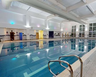 Village Hotel Hull - Hull - Pool