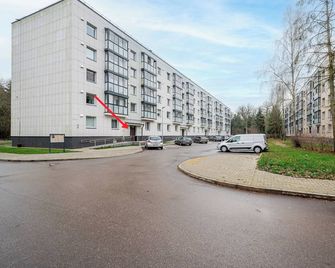 Cozy 1-bedroom apartment near Kaunas airport - Karmelava - Building