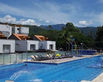 Cozy apartment with stunning view - Santa Fe de Antioquia - Pool