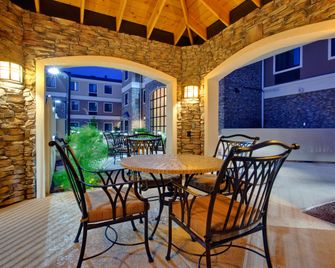 ستاي بريدج سويتس توكسون أيربورت بي آيتش جي - توكسون - وسائل الراحة في مكان الإقامة