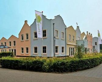 T'hoog Holt - Gramsbergen - Building