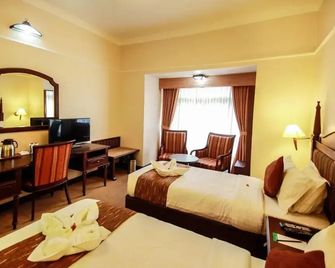 V K G Group Holiday Hotel - Vypīn