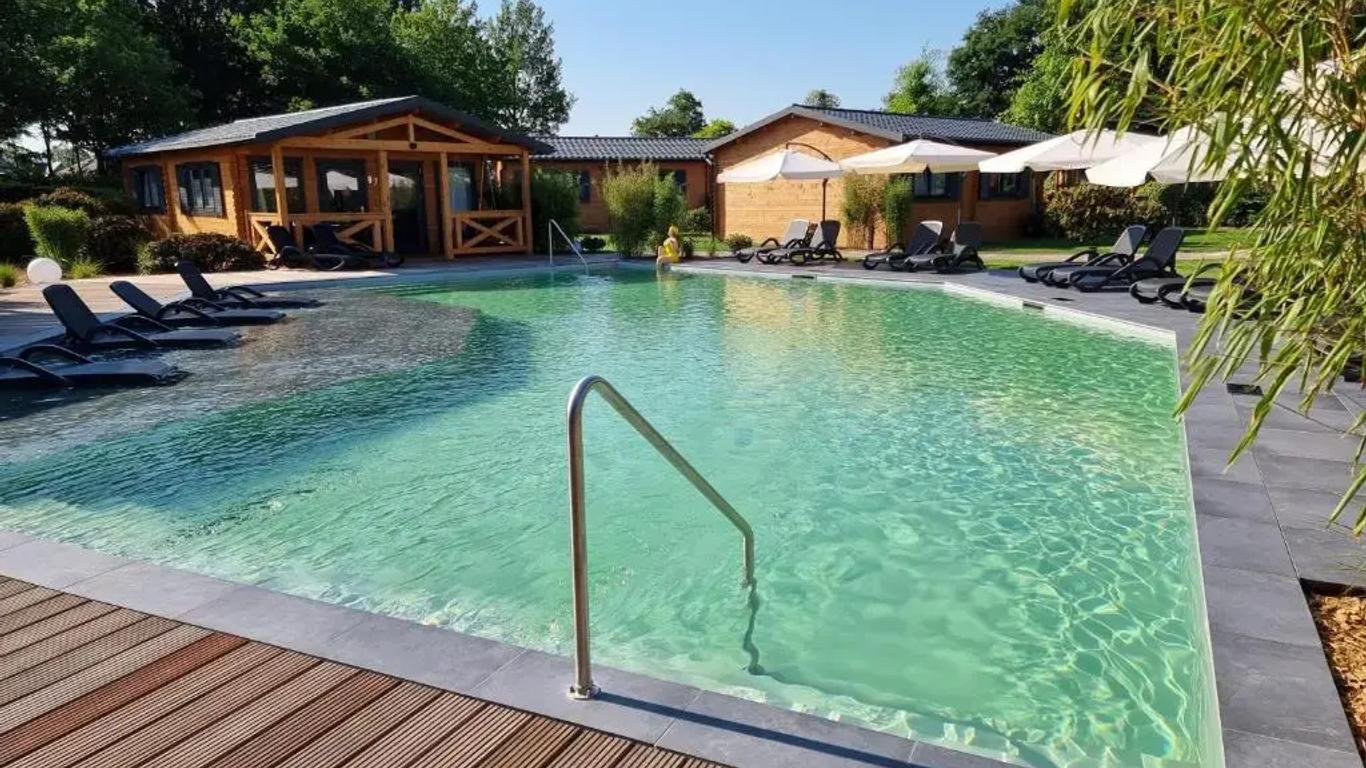 لاند هاوس هاكه