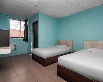 Spot On 89916 Gold Star Hotel - Sibu - Quarto