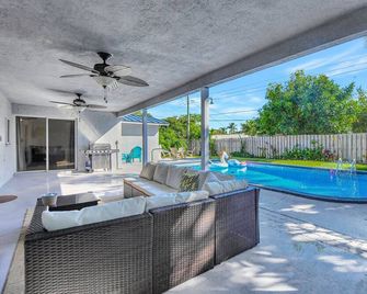 Boca Beauty - Stylish Home with Pool home - Boca de Ratones