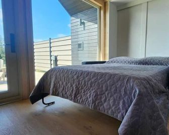 Jolie Vie Wellness Retreat, Metal Tiny Home #3 - Grand Falls
