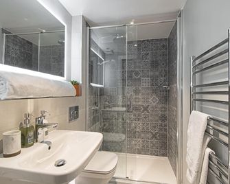 José Pizarro The Swan Inn Esher - Esher - Bagno