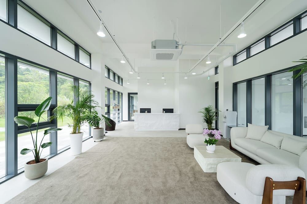 Kylin Villa resort Jeju - סאוגוויפו - לובי