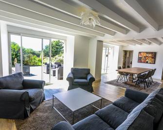 La Villa Bel Air - Flamanville - Living room