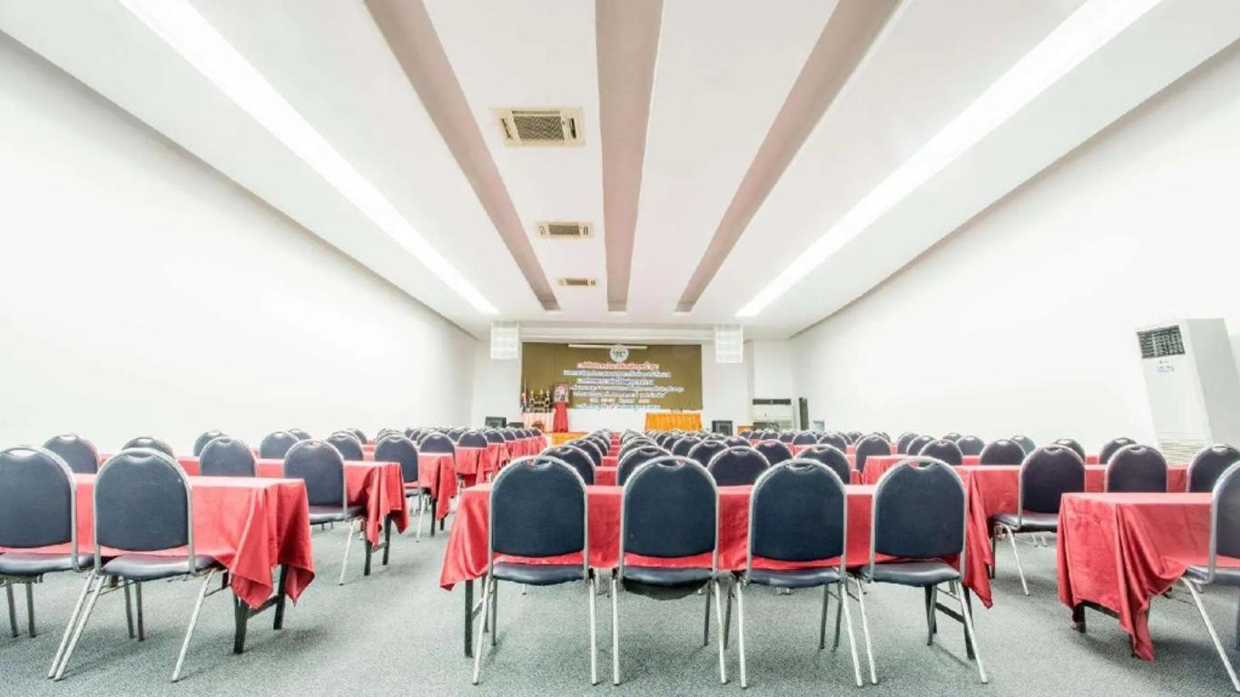 Vasu Hotel Maha Sarakham