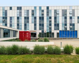 Hôtel Mercure Zénith Nantes Saint-Herblain - Saint-Herblain - Building