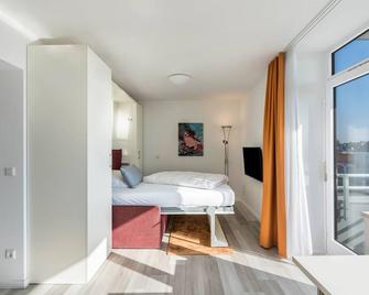Huber Living Single 101 - Germering - Schlafzimmer