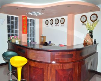 An An Hotel - Rach Gia - Front desk