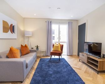 Hudson 28-Uk2751 - York - Living room