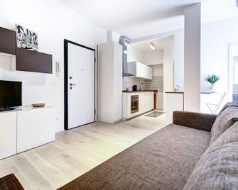 Gramsci 2 Apartment by Wonderful Italy - Bolonya - Oturma odası