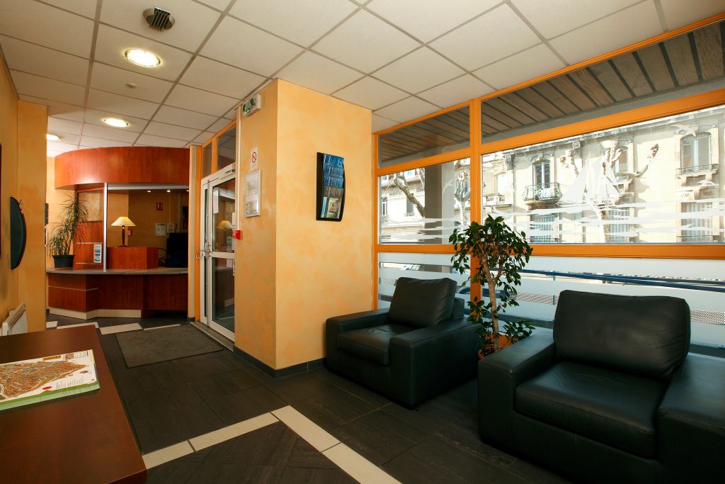 أبارتسيتي كلاسيك كليرمونت فيراند سنتر - كليرمون- فيران - ردهة