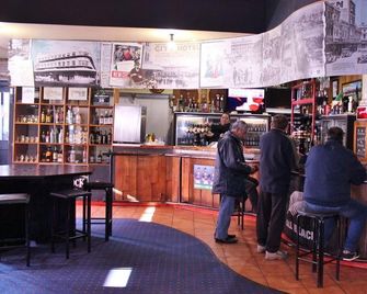 New City Hotel - Christchurch - Bar