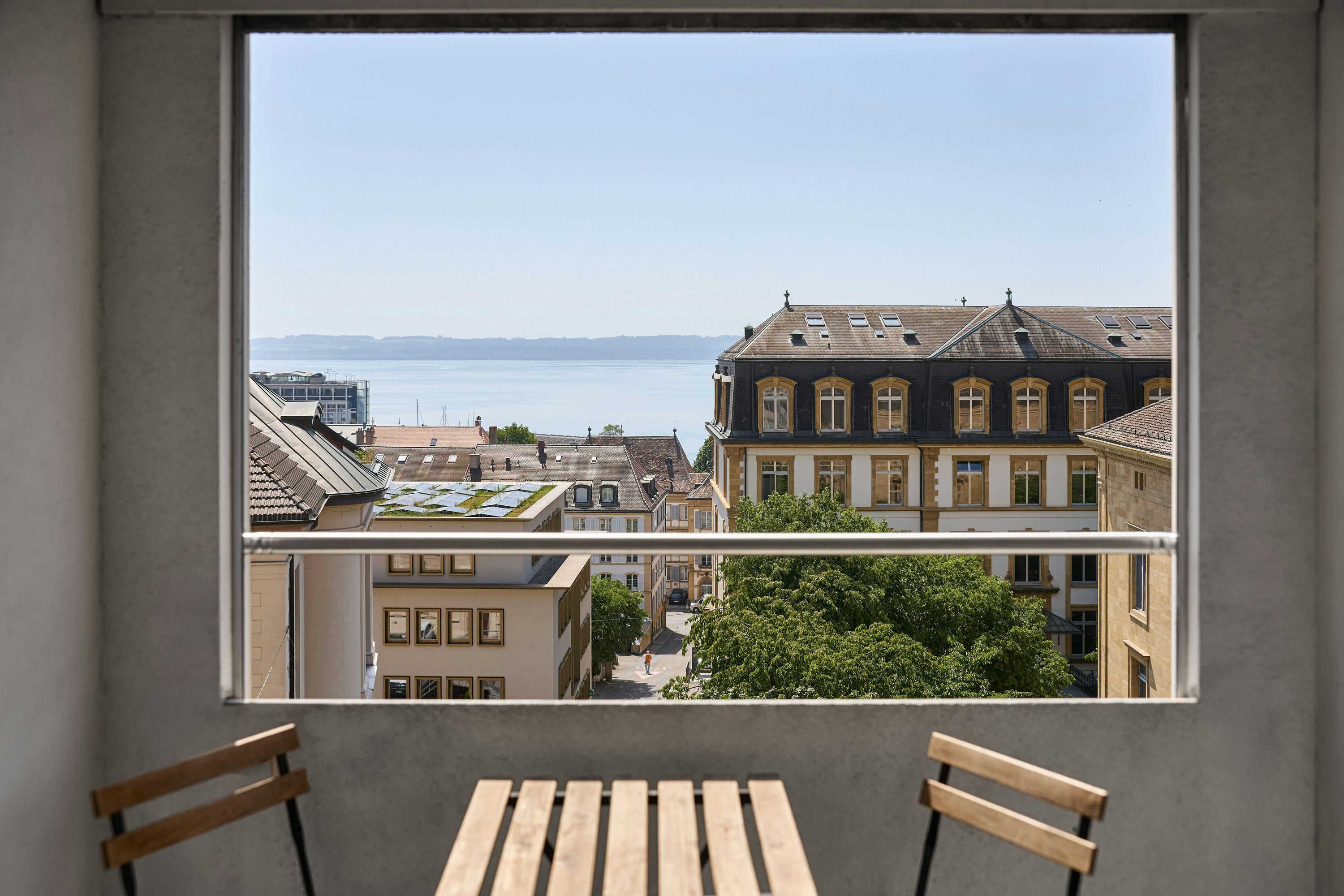 Neuchatel City Hotel - נויכאטל - מרפסת