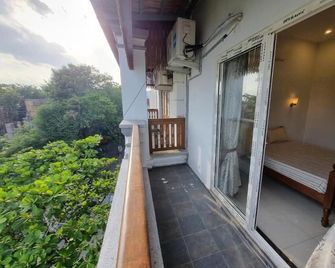 Rvs Chalet - Pondicherry - Balcony