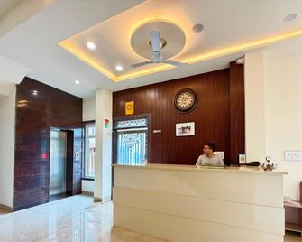 City Palace Sagar - Sagar - Front desk
