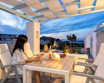 Blue Mare Villas - Naousa - Balcone