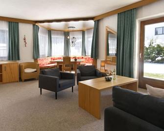 Double room \'Type E\' - Ostbacher Stern - Leutasch - Pokój dzienny