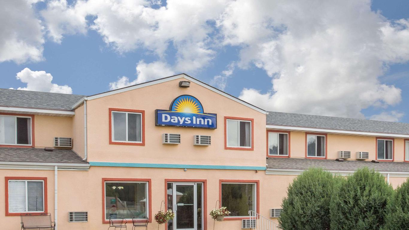 Days Inn by Wyndham Custer