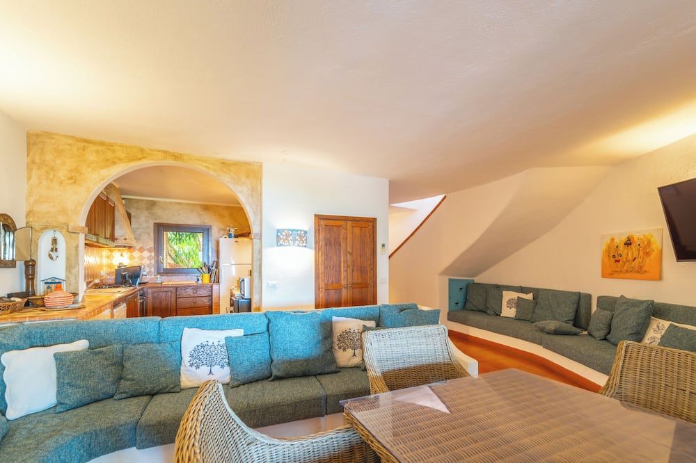 Villa on the Gulf of Pevero with access to the sea - بورتو سيرفو - غرفة معيشة