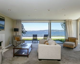 The Reef Resort - Taupo - Olohuone