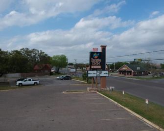 Executive Inn Beeville Us 181 - Beeville - Edificio