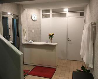 Hotel Asahi Grandeur Fuchu - Fuchu - Recepce