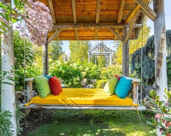 The Stalls At Whitefish - Whitefish - Patio