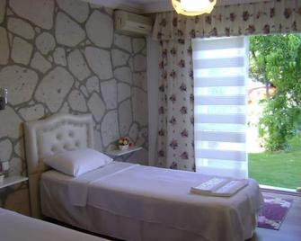 Sari Kosk Butik Hotel - Alacati - Habitación