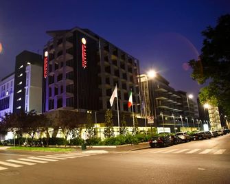 Ramada Plaza by Wyndham Milano - Milà - Edifici