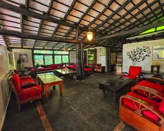 Monsoon Forest Bandhavgarh - Tala - Lounge