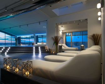 Excelsior Hotel, Spa & Lido - Preferred Hotels & Resorts - Pesaro - Lobby