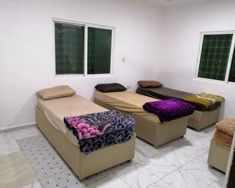 Peace Roza - Aqaba - Bedroom