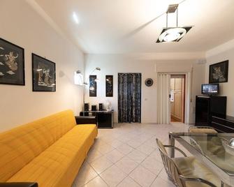 La Dimora di Carmela by Wonderful Italy - Bari - Wohnzimmer