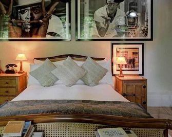 The Rudloe Marco Pierre White - Corsham - Спальня