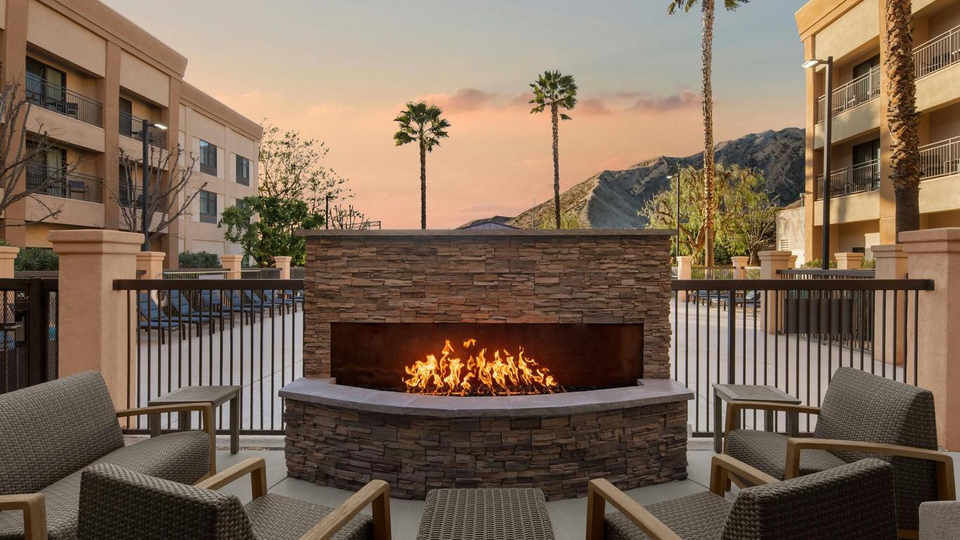 كورت يارد باي ماريوت سانتا كلاريتا