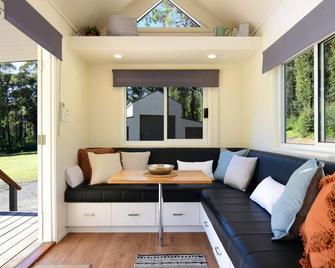 Pindari Tiny Home Kangaroo Valley - Kangaroo Valley - Living room