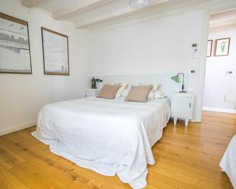 i Germani - Castelnuovo di Garda - Camera da letto
